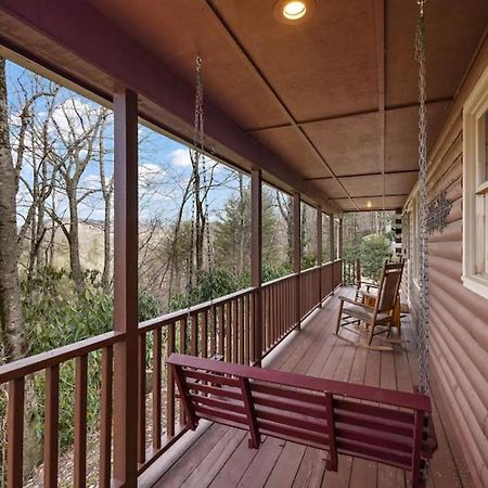 Log Cabin On Peaceful River Блоуинг-Рок Экстерьер фото